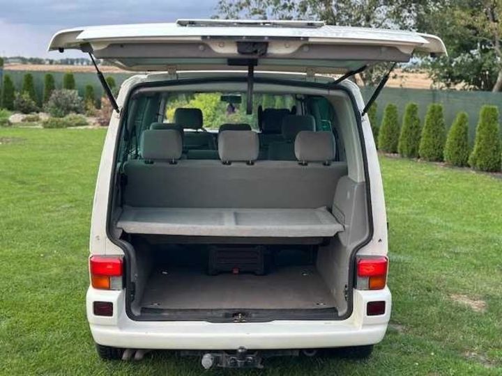 Продам Volkswagen T4 (Transporter) пасс. 2003 года в Днепре
