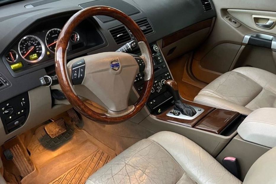 Продам Volvo XC90 2007 года в Днепре