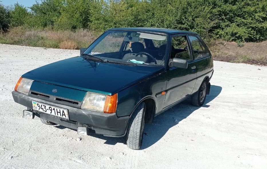 Продам ЗАЗ 1102 Таврия 110206 2000 года в Запорожье