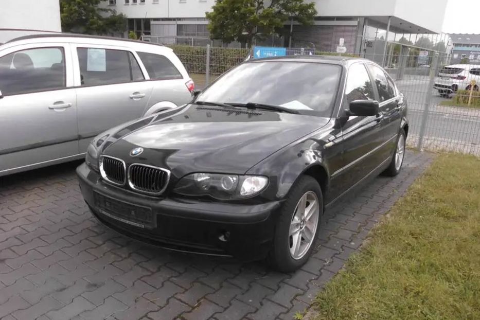 Продам BMW 320 2003 года в Харькове