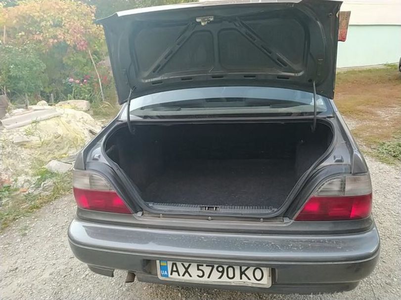 Продам Daewoo Nexia 1999 года в г. Ольшаны, Харьковская область