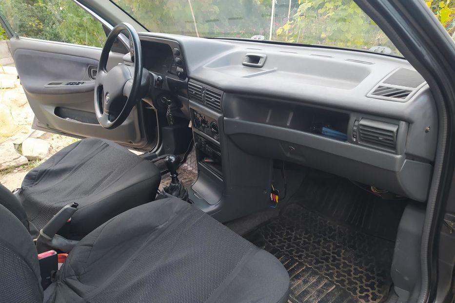 Продам Daewoo Nexia 1999 года в г. Ольшаны, Харьковская область