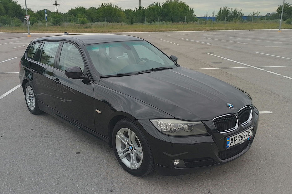 Продам BMW 320 318d 2011 года в Запорожье