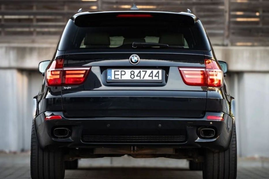 Продам BMW X5 2010 года в Харькове