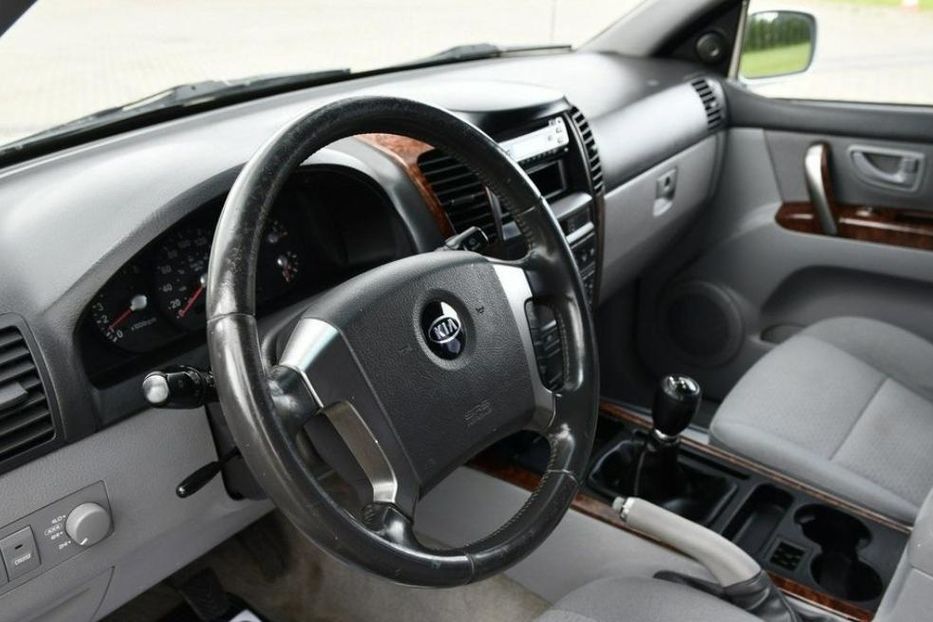 Продам Kia Sorento 2006 года в Харькове