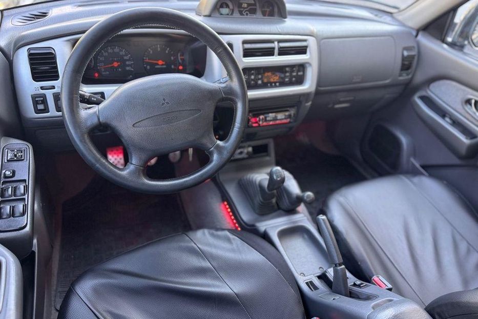 Продам Mitsubishi L 200 2004 года в г. Александровка, Донецкая область