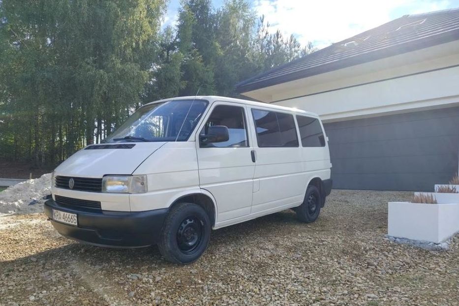 Продам Volkswagen T4 (Transporter) пасс. 2002 года в Харькове