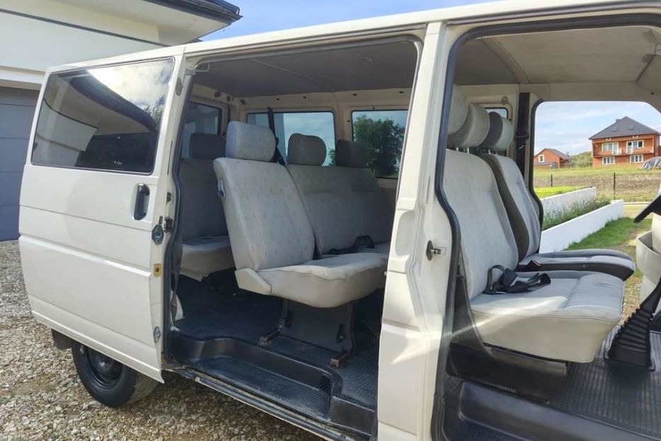 Продам Volkswagen T4 (Transporter) пасс. 2002 года в Харькове