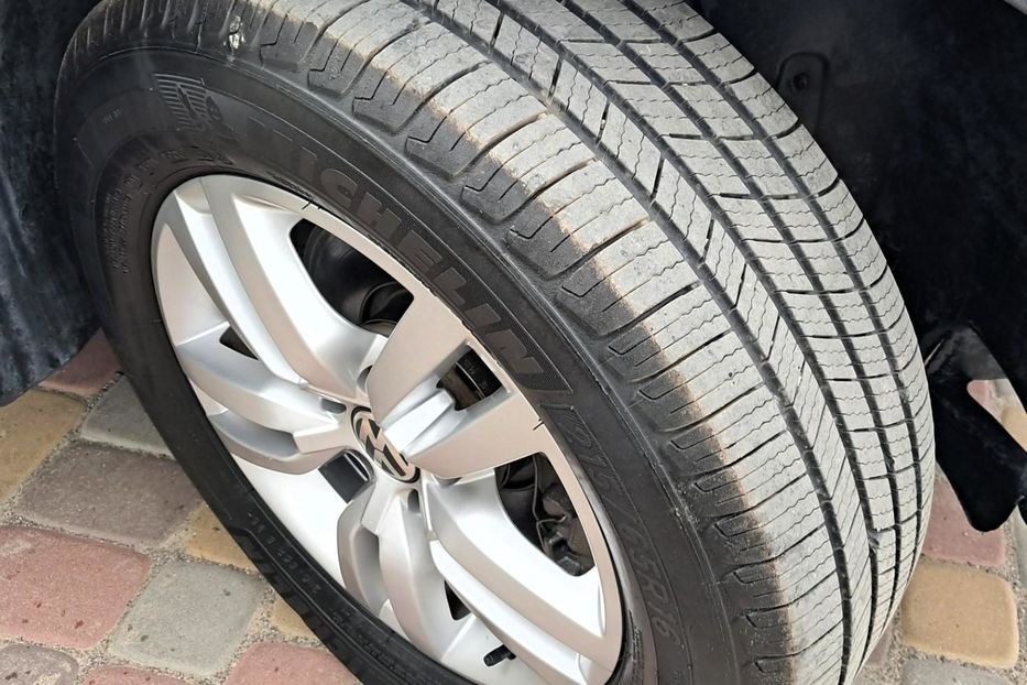Продам Volkswagen Tiguan 2,0 ТСІ 2017 года в Черкассах