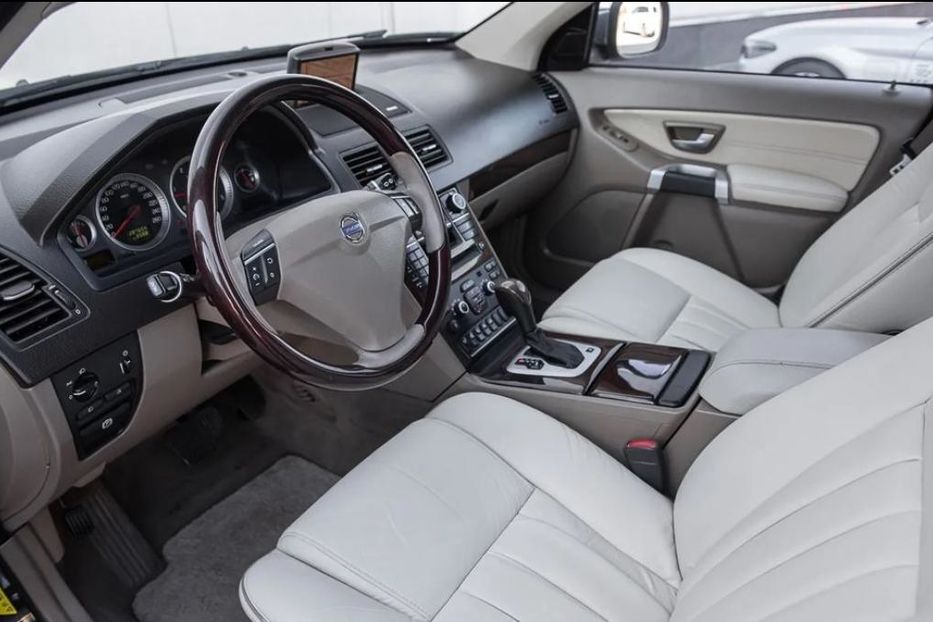 Продам Volvo XC90 2006 года в Харькове