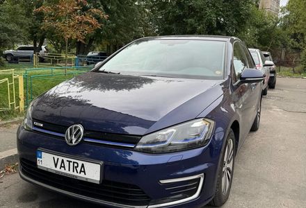 Продам Volkswagen e-Golf 2019 года в Киеве