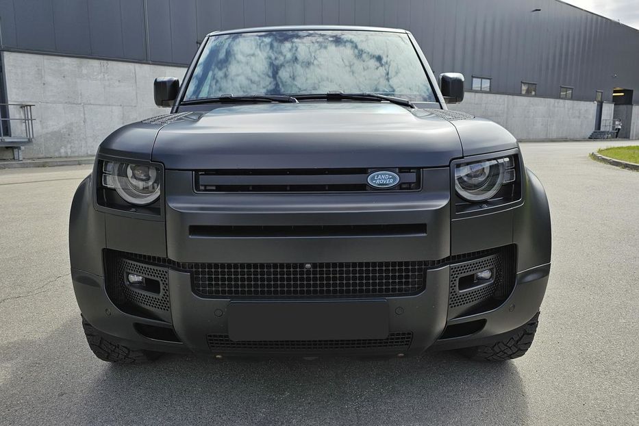 Продам Land Rover Defender DEFENDER 110 3.0L I6 (L663, II 2020 года в Киеве