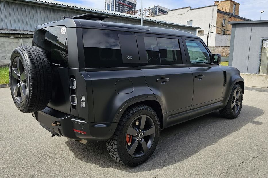 Продам Land Rover Defender DEFENDER 110 3.0L I6 (L663, II 2020 года в Киеве