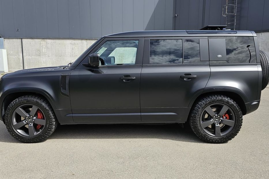 Продам Land Rover Defender DEFENDER 110 3.0L I6 (L663, II 2020 года в Киеве