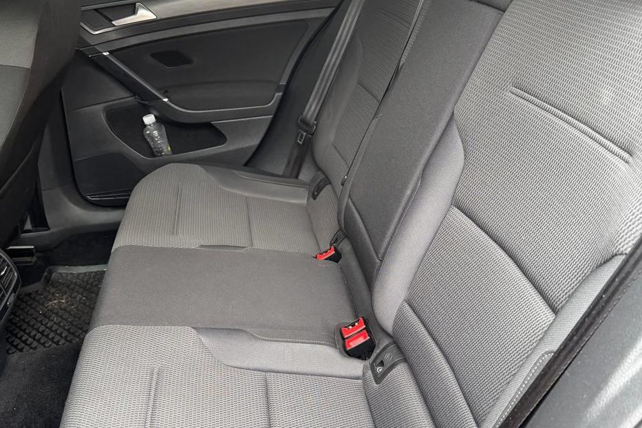 Продам Volkswagen e-Golf 2019 года в Киеве