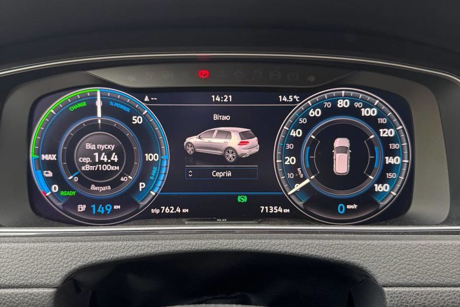 Продам Volkswagen e-Golf 2019 года в Киеве