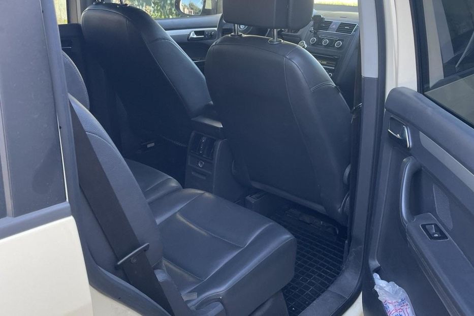 Продам Volkswagen Touran 2013 года в г. Староконстантинов, Хмельницкая область