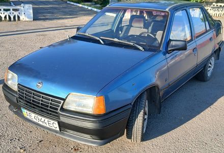 Продам Opel Kadett 1988 года в г. Синельниково, Днепропетровская область