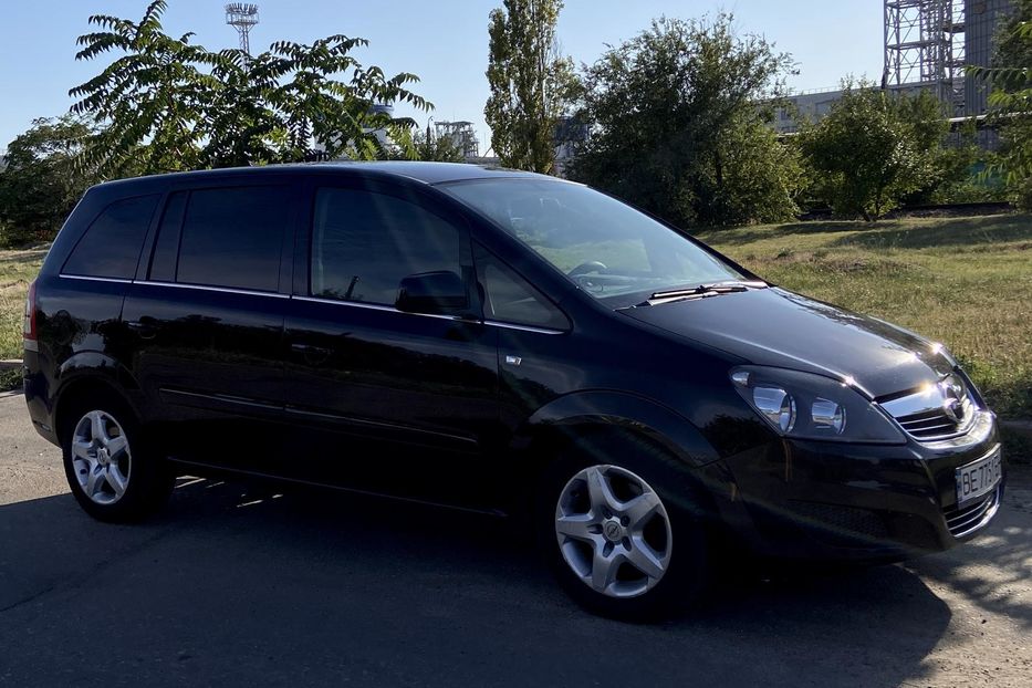 Продам Opel Zafira 2011 года в Николаеве