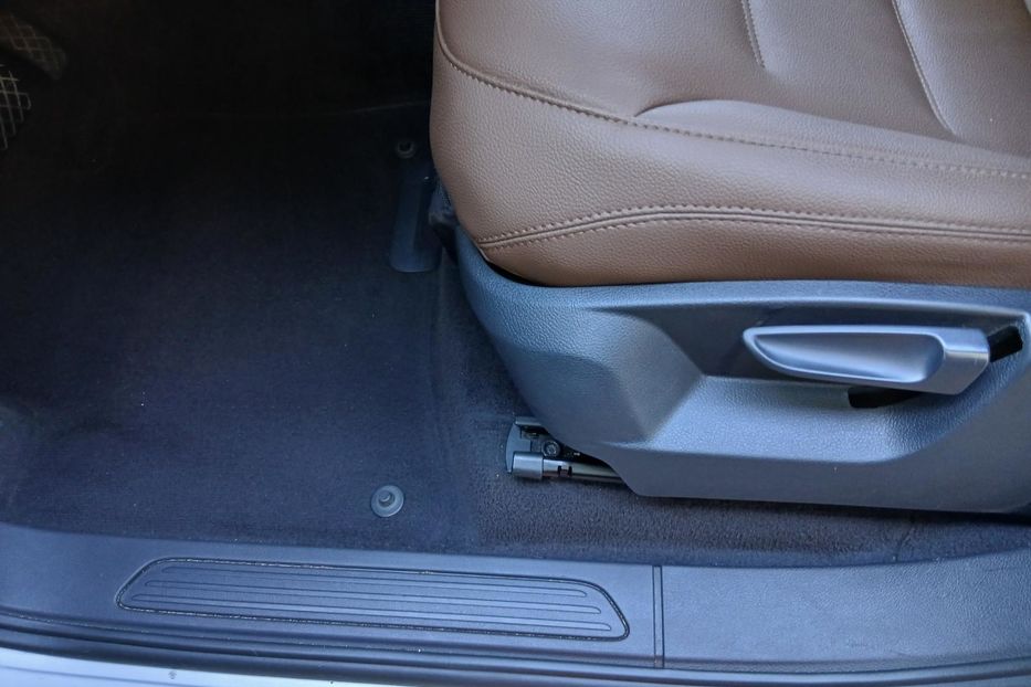 Продам Volkswagen Touareg PREMIUM 2012 года в Одессе