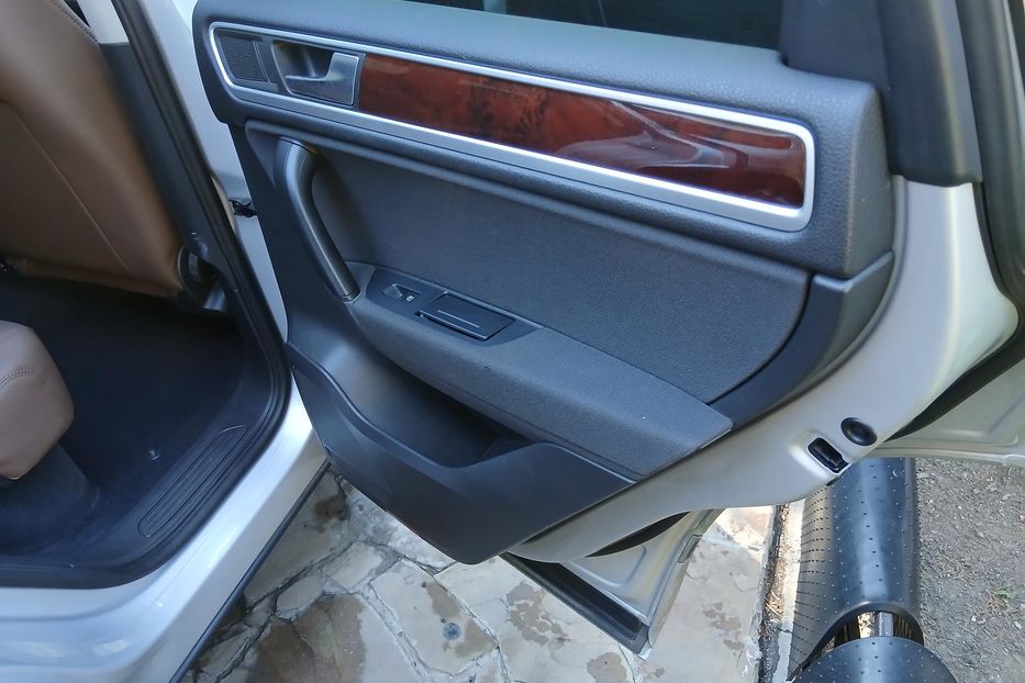Продам Volkswagen Touareg PREMIUM 2012 года в Одессе