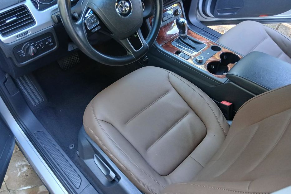 Продам Volkswagen Touareg PREMIUM 2012 года в Одессе