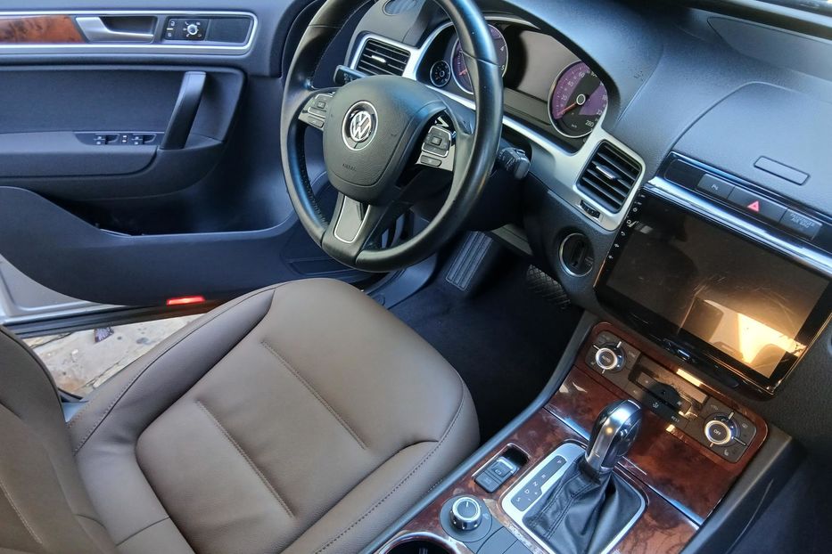 Продам Volkswagen Touareg PREMIUM 2012 года в Одессе