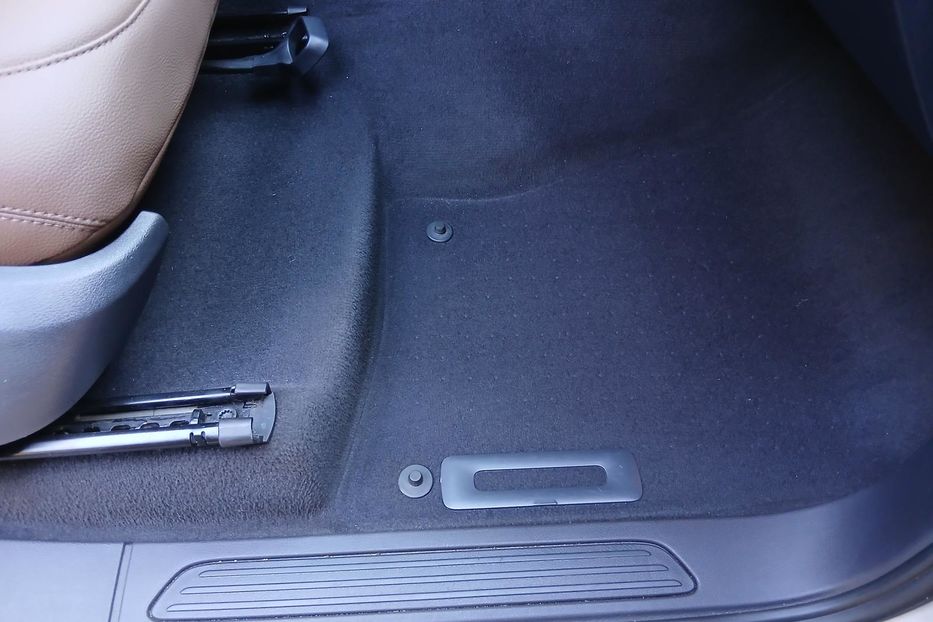 Продам Volkswagen Touareg PREMIUM 2012 года в Одессе