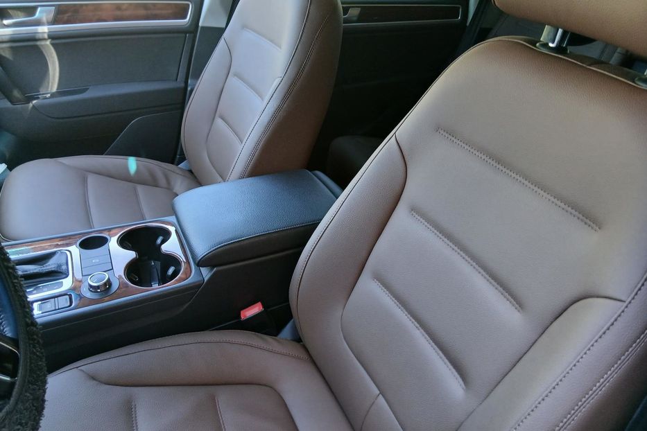 Продам Volkswagen Touareg PREMIUM 2012 года в Одессе