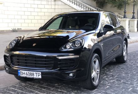 Продам Porsche Cayenne Plug-in Hybrid.До 30км. 2016 года в Одессе