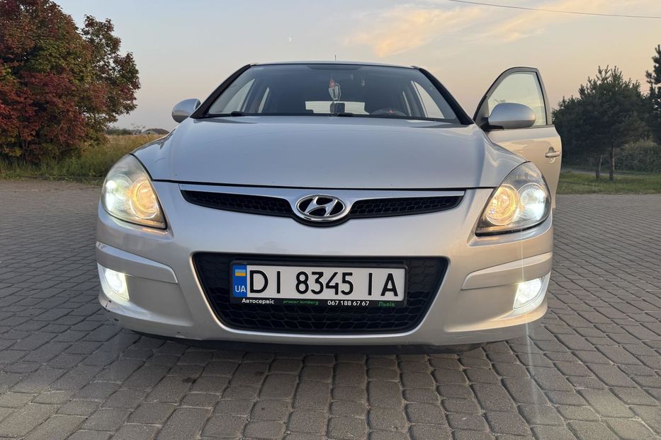 Продам Hyundai i30  Лед фари і підсвітка всередині 2007 года в Львове