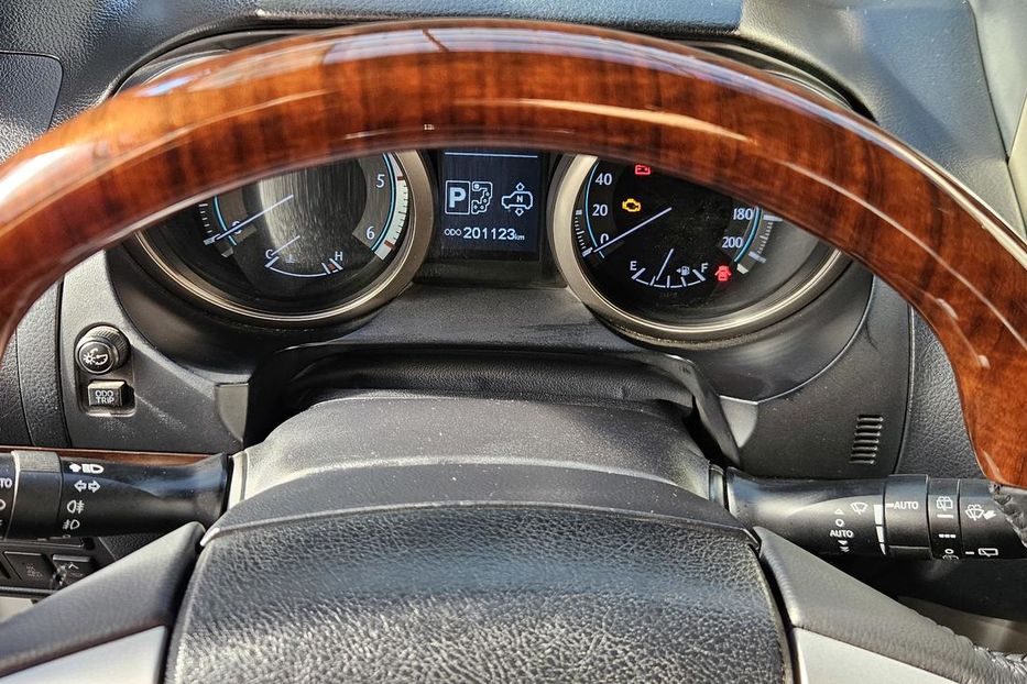 Продам Toyota Land Cruiser Prado 150 2010 года в Одессе
