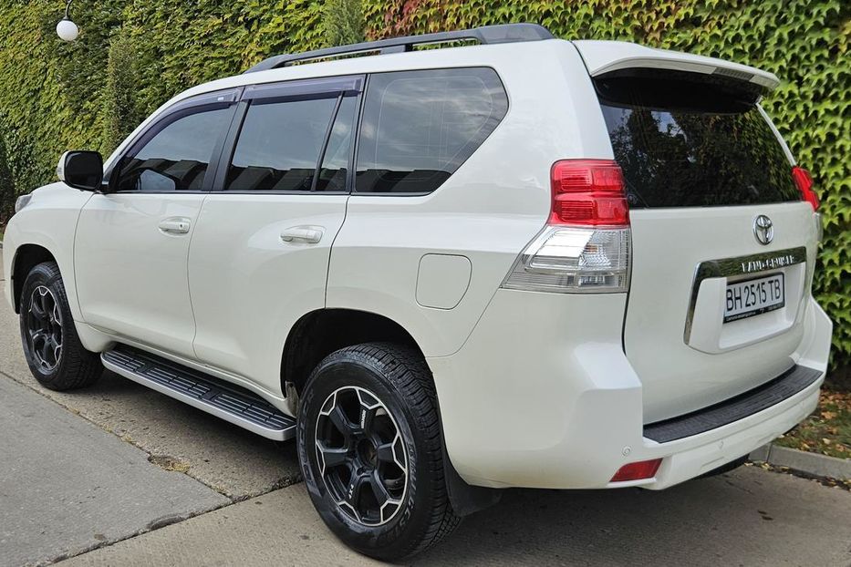 Продам Toyota Land Cruiser Prado 150 2010 года в Одессе