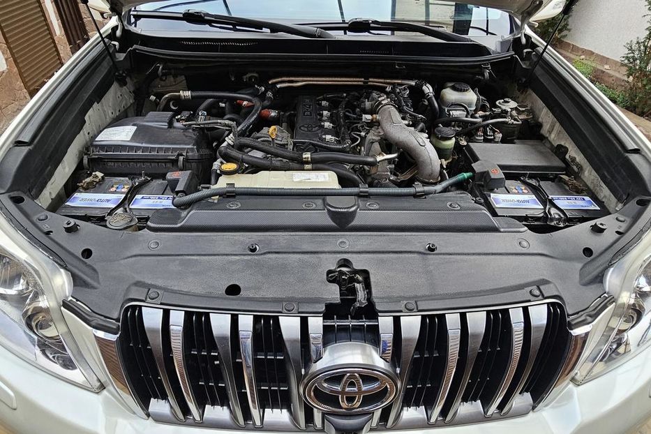 Продам Toyota Land Cruiser Prado 150 2010 года в Одессе