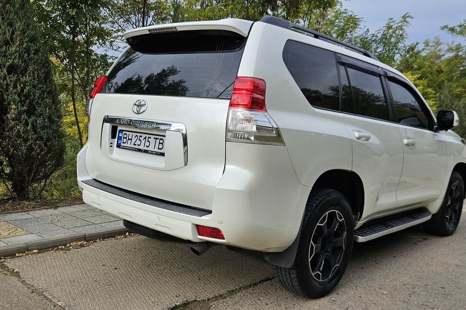 Продам Toyota Land Cruiser Prado 150 2010 года в Одессе
