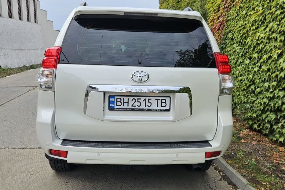 Продам Toyota Land Cruiser Prado 150 2010 года в Одессе