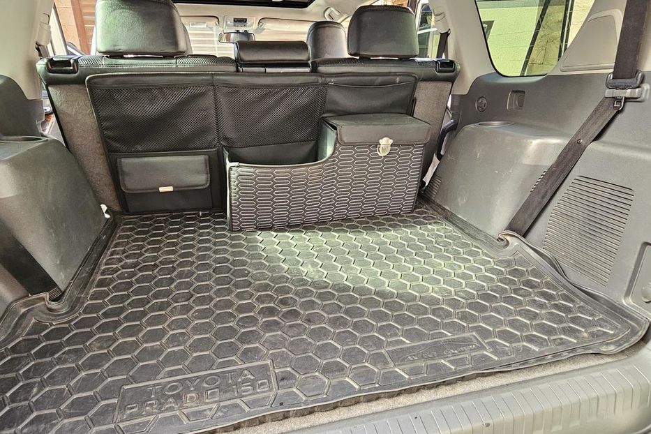 Продам Toyota Land Cruiser Prado 150 2010 года в Одессе