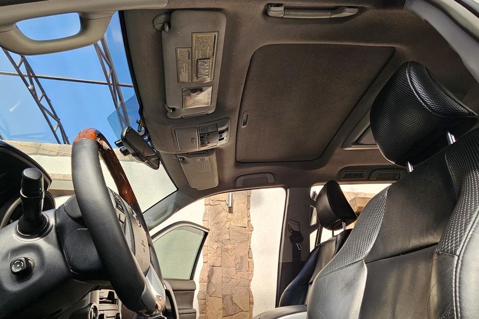 Продам Toyota Land Cruiser Prado 150 2010 года в Одессе