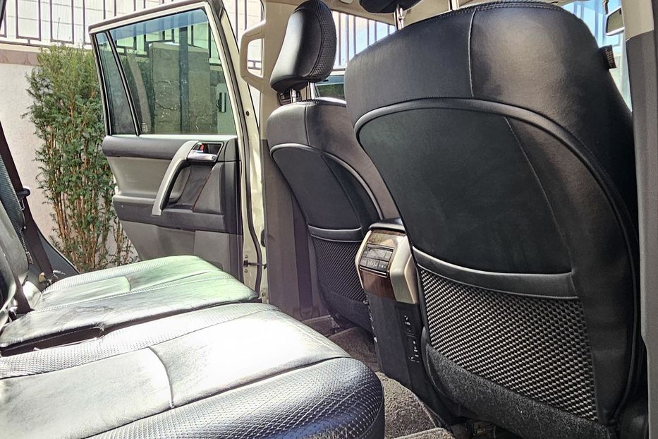 Продам Toyota Land Cruiser Prado 150 2010 года в Одессе