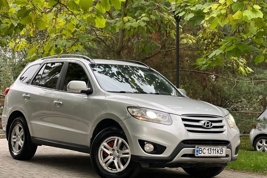 Продам Hyundai Santa FE 2013 года в Николаеве