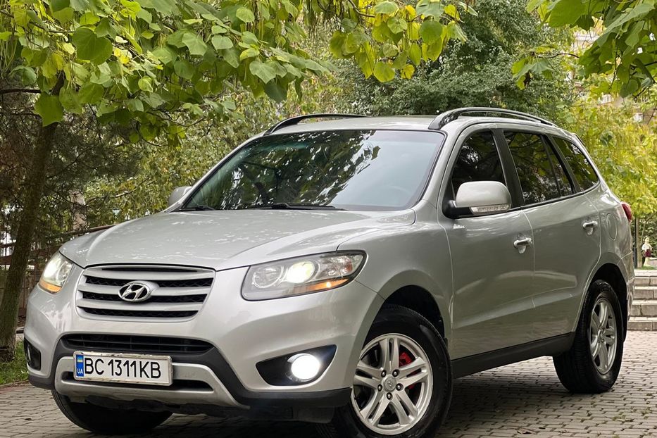 Продам Hyundai Santa FE 2013 года в Николаеве