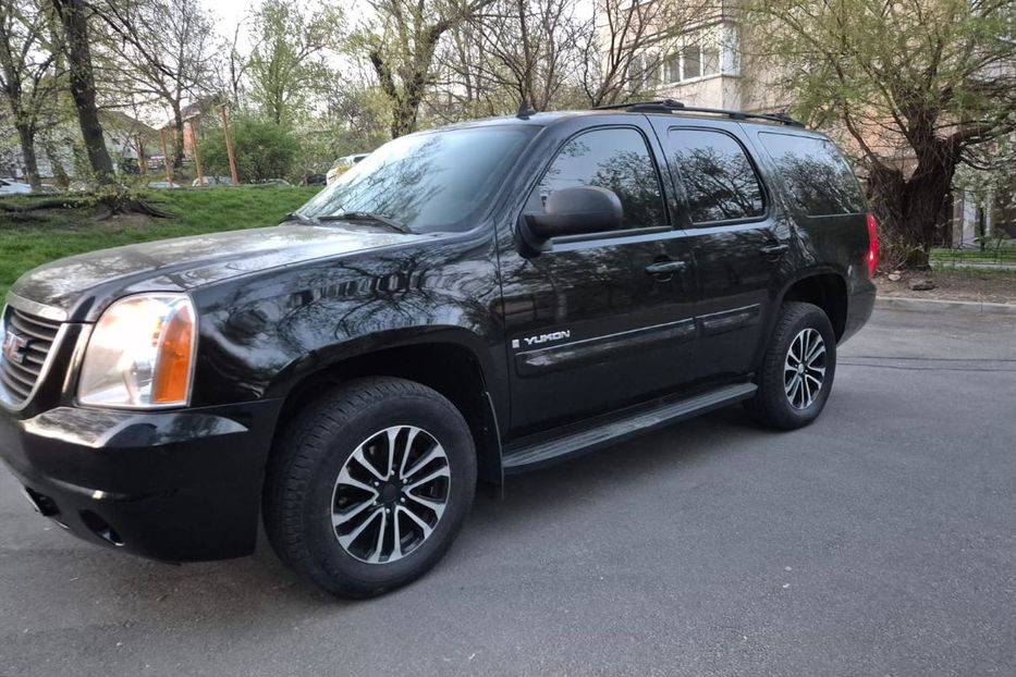 Продам GMC Yukon III 2007 года в Киеве