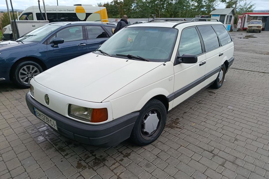 Продам Volkswagen Passat B3 1989 года в Черновцах