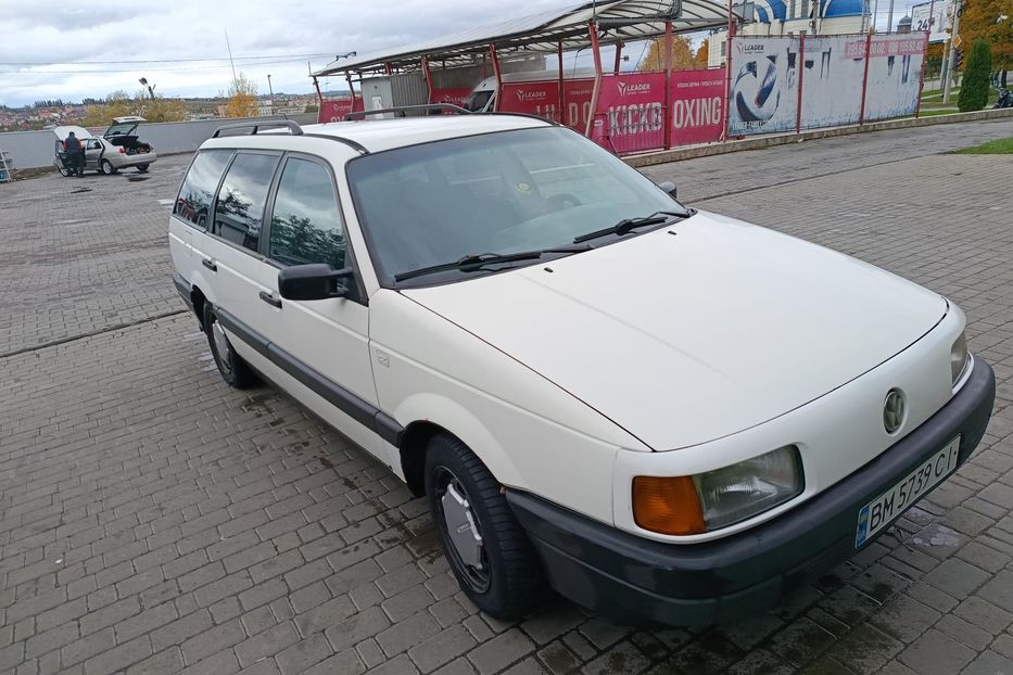 Продам Volkswagen Passat B3 1989 года в Черновцах