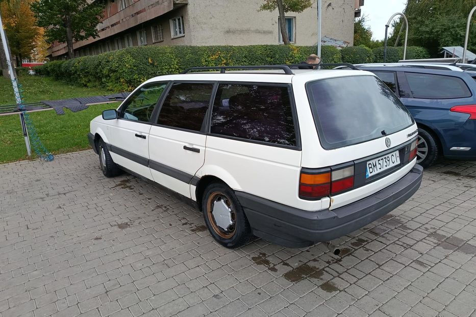 Продам Volkswagen Passat B3 1989 года в Черновцах