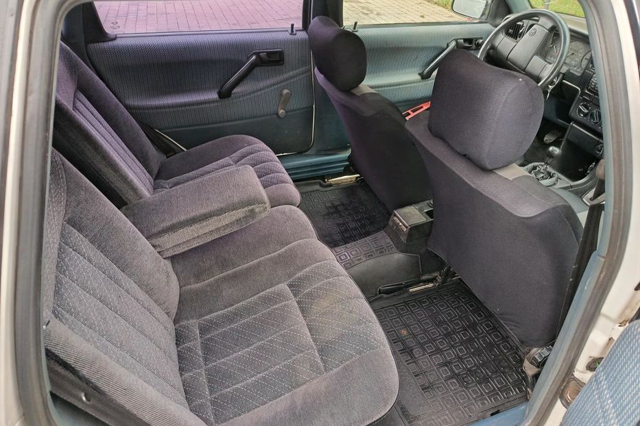 Продам Volkswagen Passat B3 1989 года в Черновцах