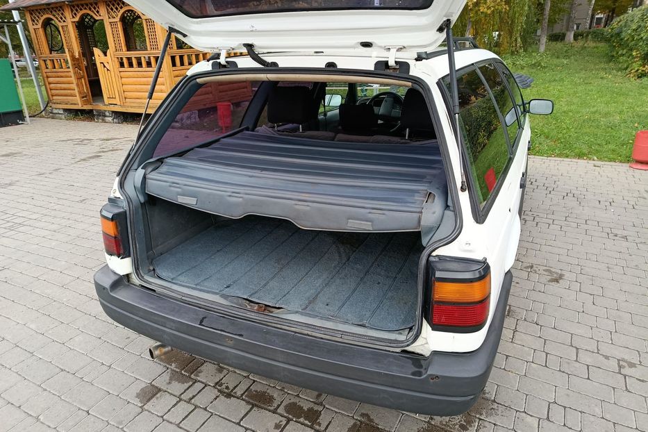 Продам Volkswagen Passat B3 1989 года в Черновцах