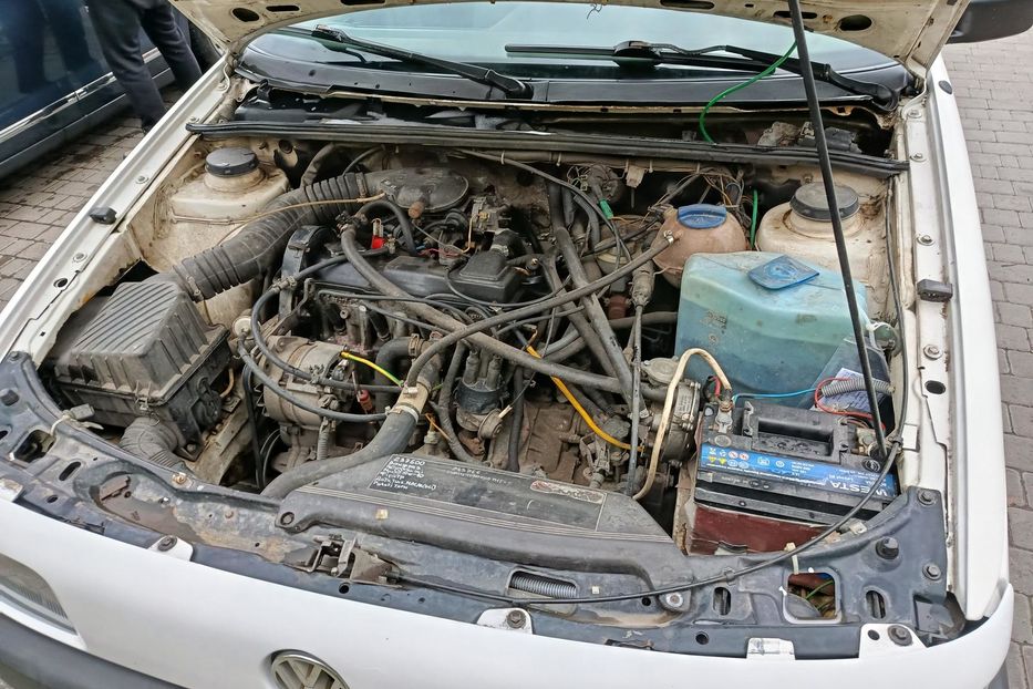 Продам Volkswagen Passat B3 1989 года в Черновцах