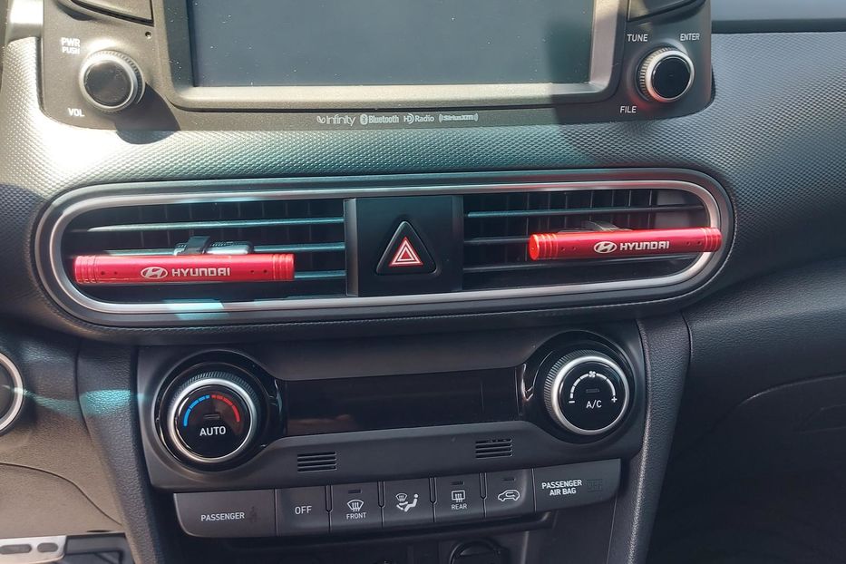 Продам Hyundai Kona I покоління, 1.6 Turbo-GDi DCT 2019 года в Харькове