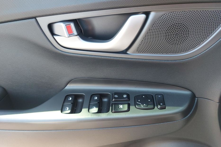 Продам Hyundai Kona I покоління, 1.6 Turbo-GDi DCT 2019 года в Харькове